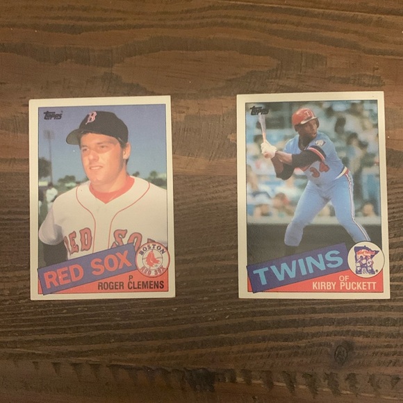 1985 Topps RC Roger Clemens and HOF Kirby Puckett - Picture 1 of 4